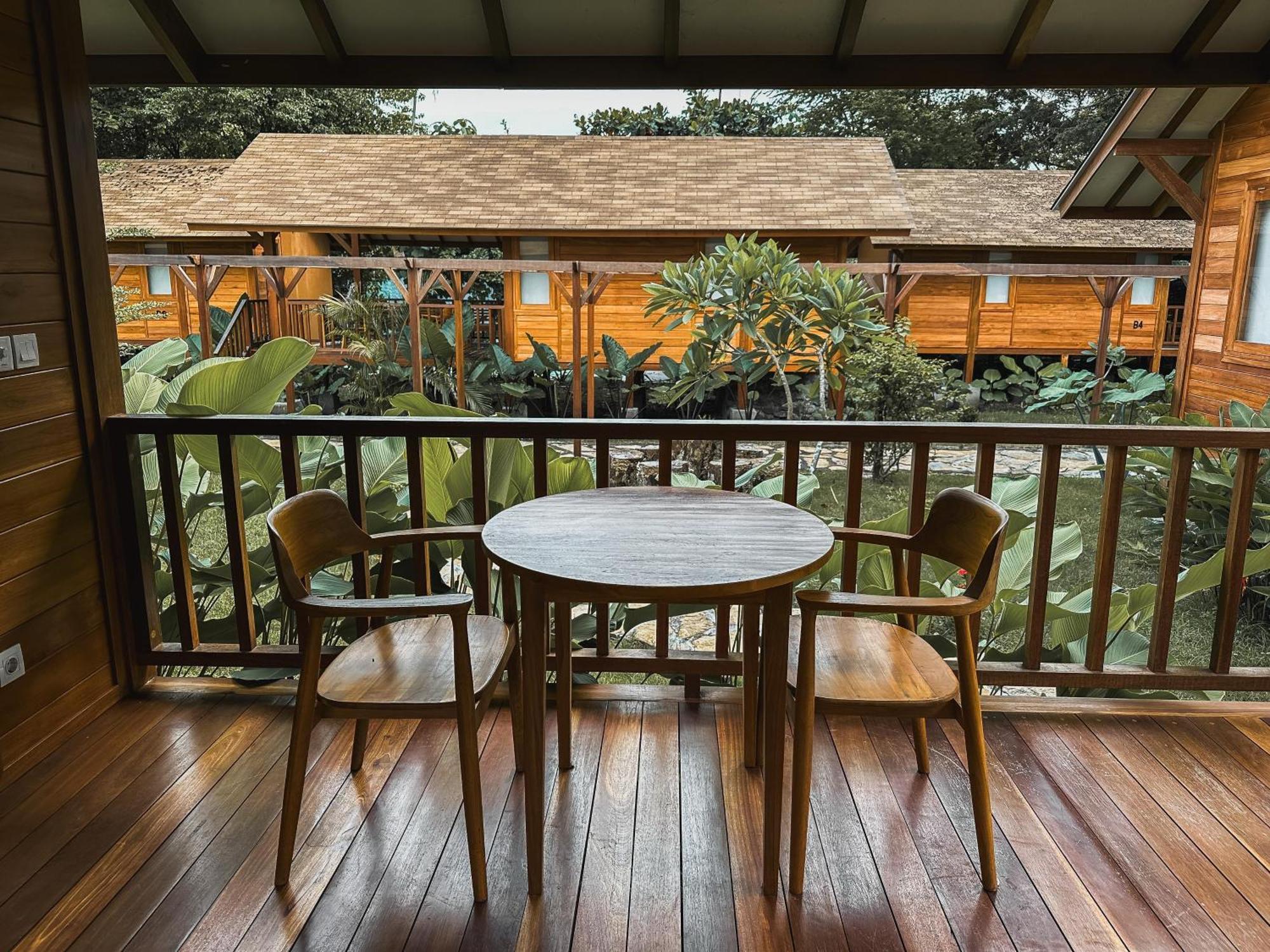 Tropik Resort Lombok Selong Belanak Buitenkant foto
