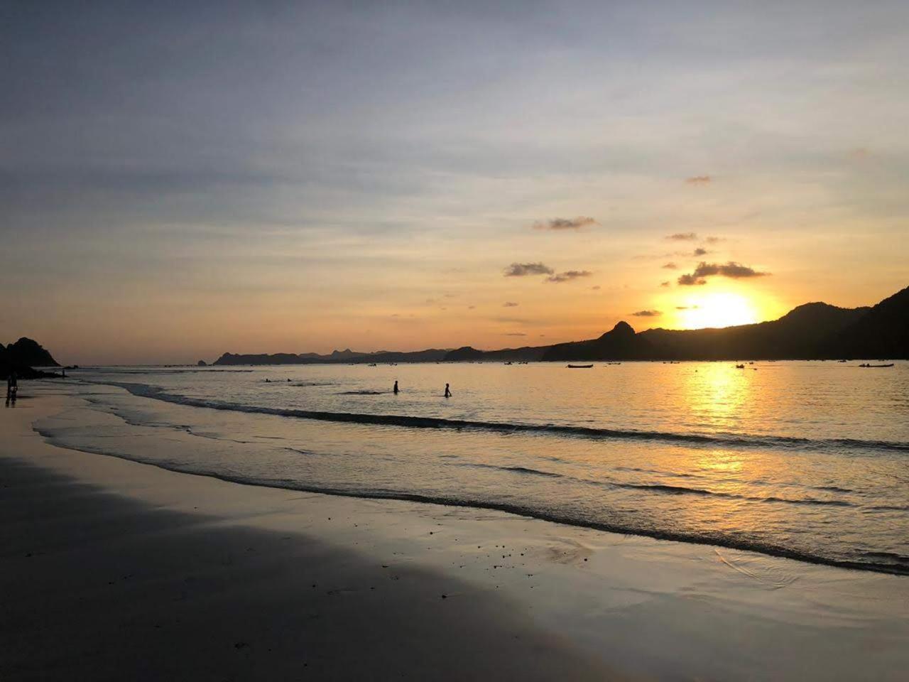 Tropik Resort Lombok Selong Belanak Buitenkant foto